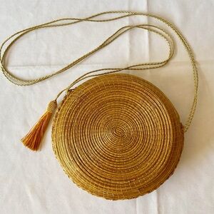 Rare Golden Grass Circle Purse